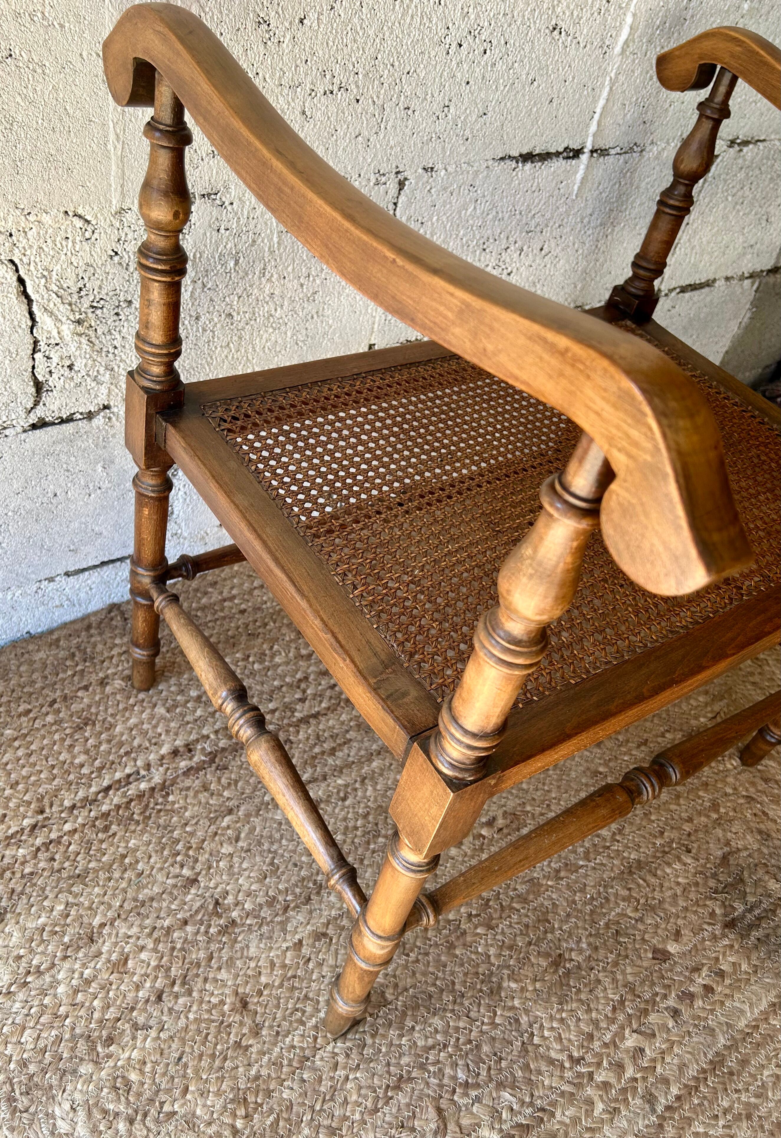 Petit banc d’appoint canné de style Anglais