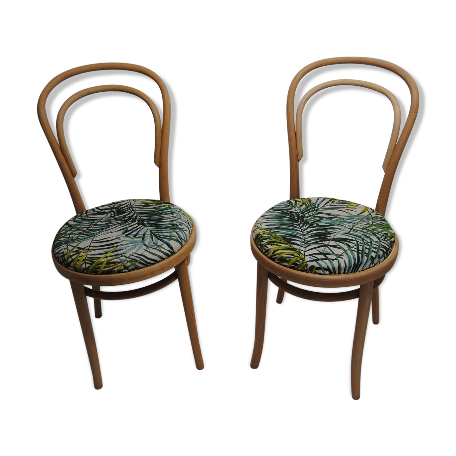 Pair of chairs type brewery