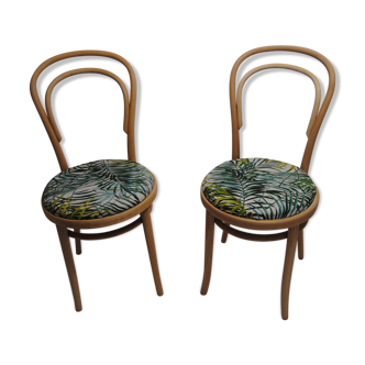 Paire de chaises type brasserie