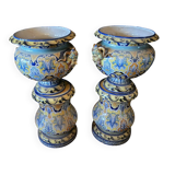 Nevers Montagnon: pair of columns with their basins decorated in the antique style.