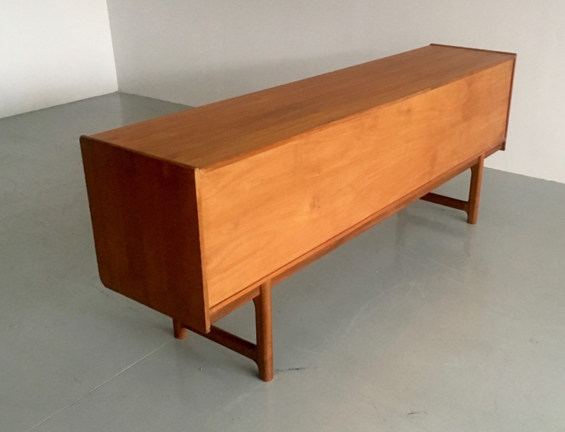 Row A. H. McIntosh Co Ltd of the Kirkcaldy Scotland