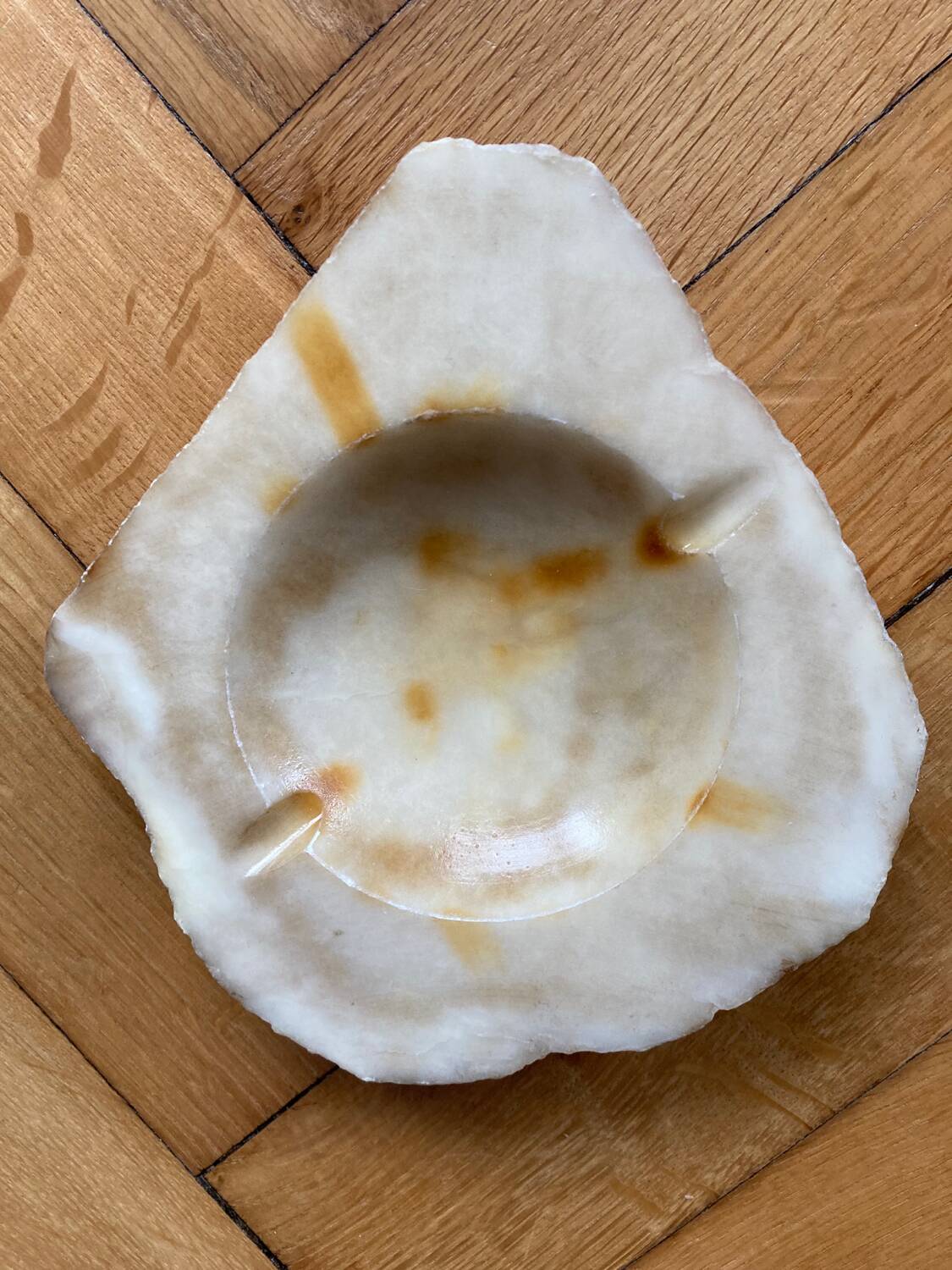 Cendrier en pierre / minéral