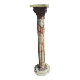Colonne ancienne en onyx