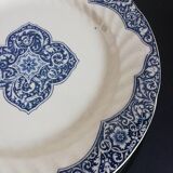 Assiette terre de fer Gien XIXÈME