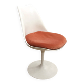 Tulip Chair by Eero Saarinen for Knoll
