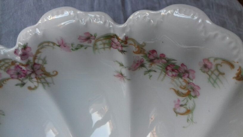Porcelain bowl dish (Haviland Limoges)