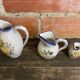 Paire de pichets + vase charolles faïence peinte vintage