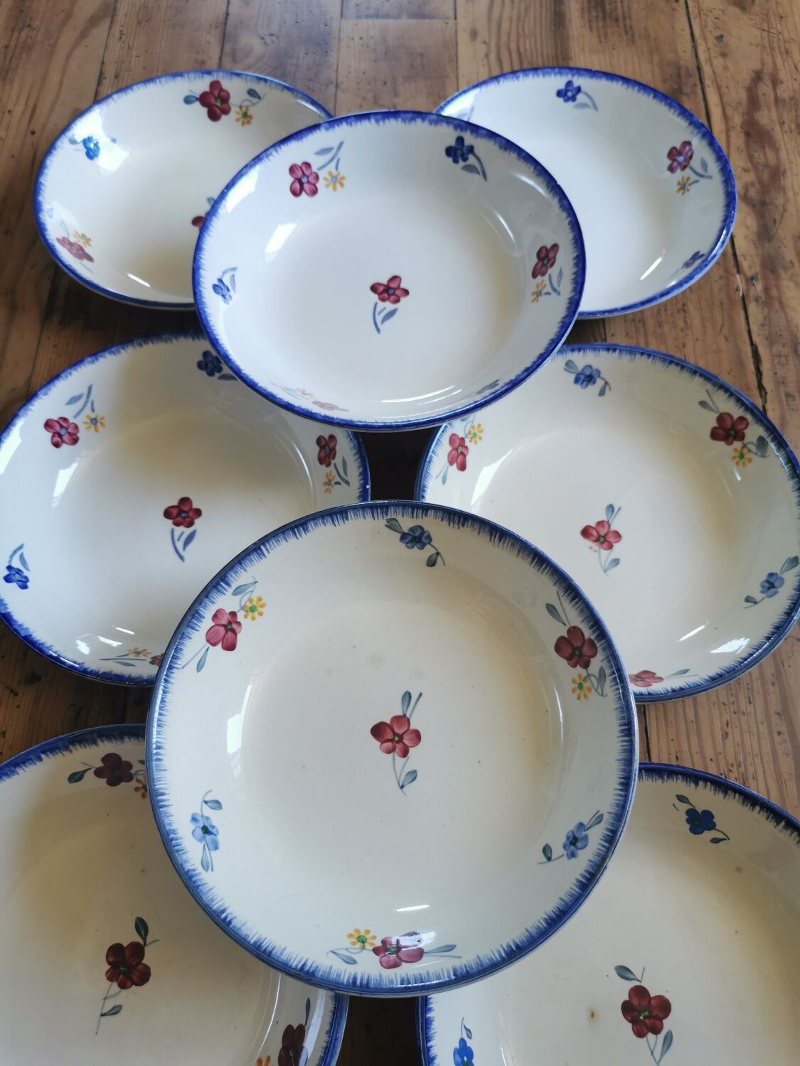 Digoin vintage calotte plates, Mary-Lou