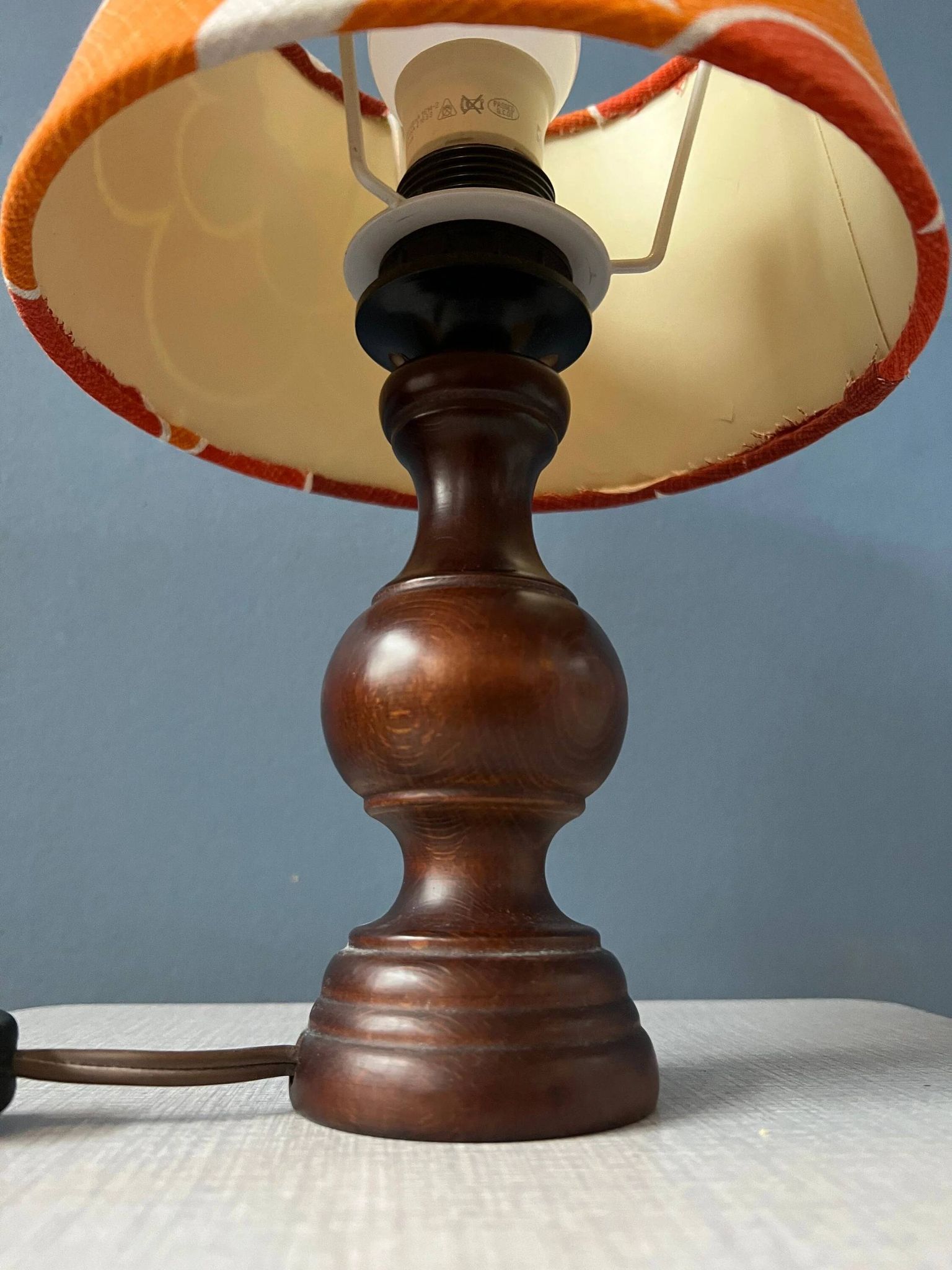 Lampe de table vintage Space Age avec abat-jour textile orange
