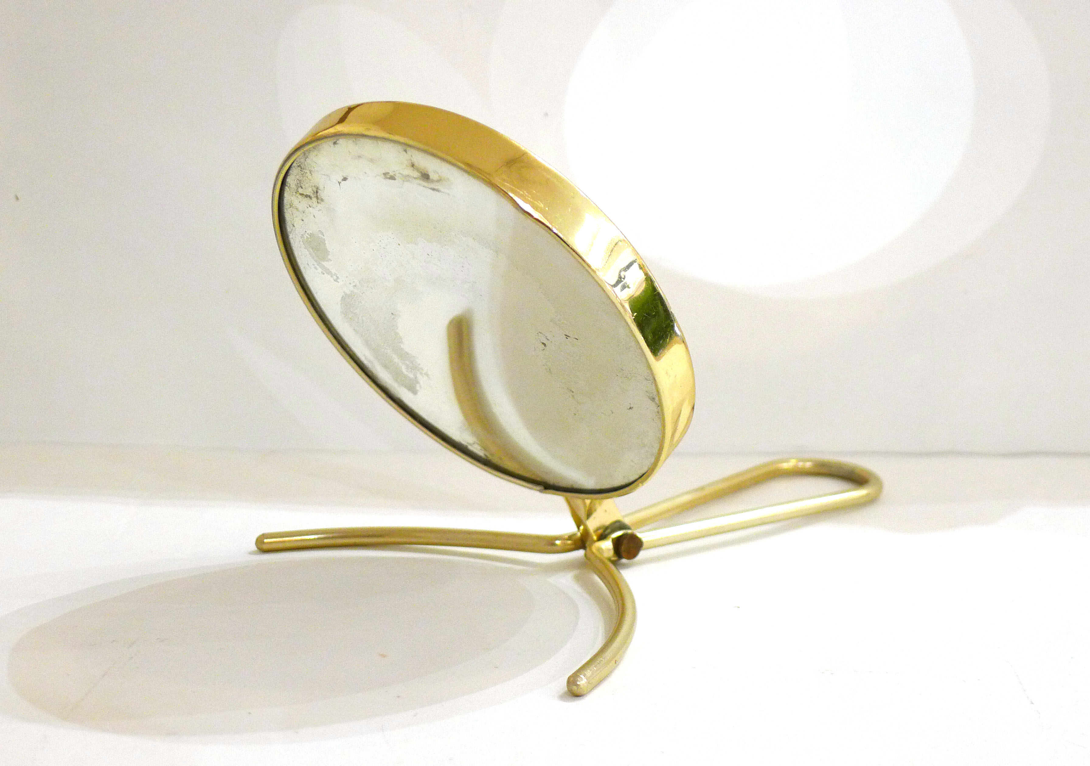 Golden hand and pose mirror 24x14cm