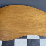 Table en bois en forme de rein des années 1960