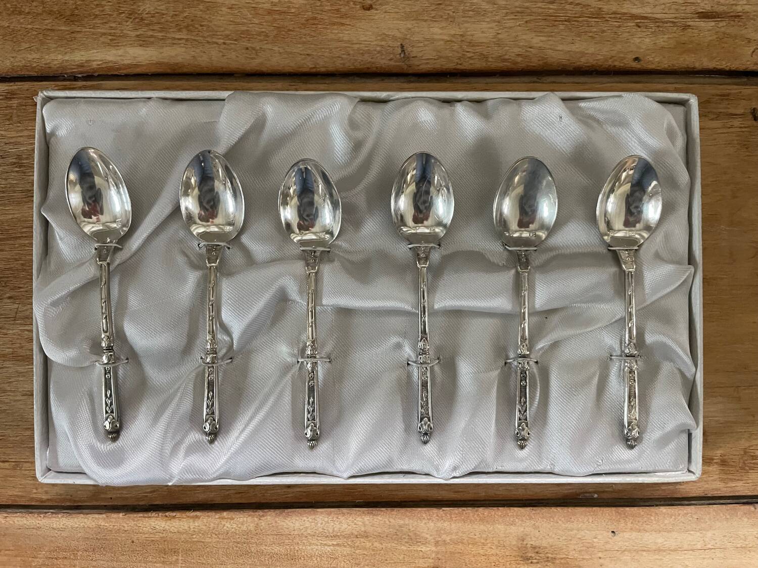6 silver teaspoons