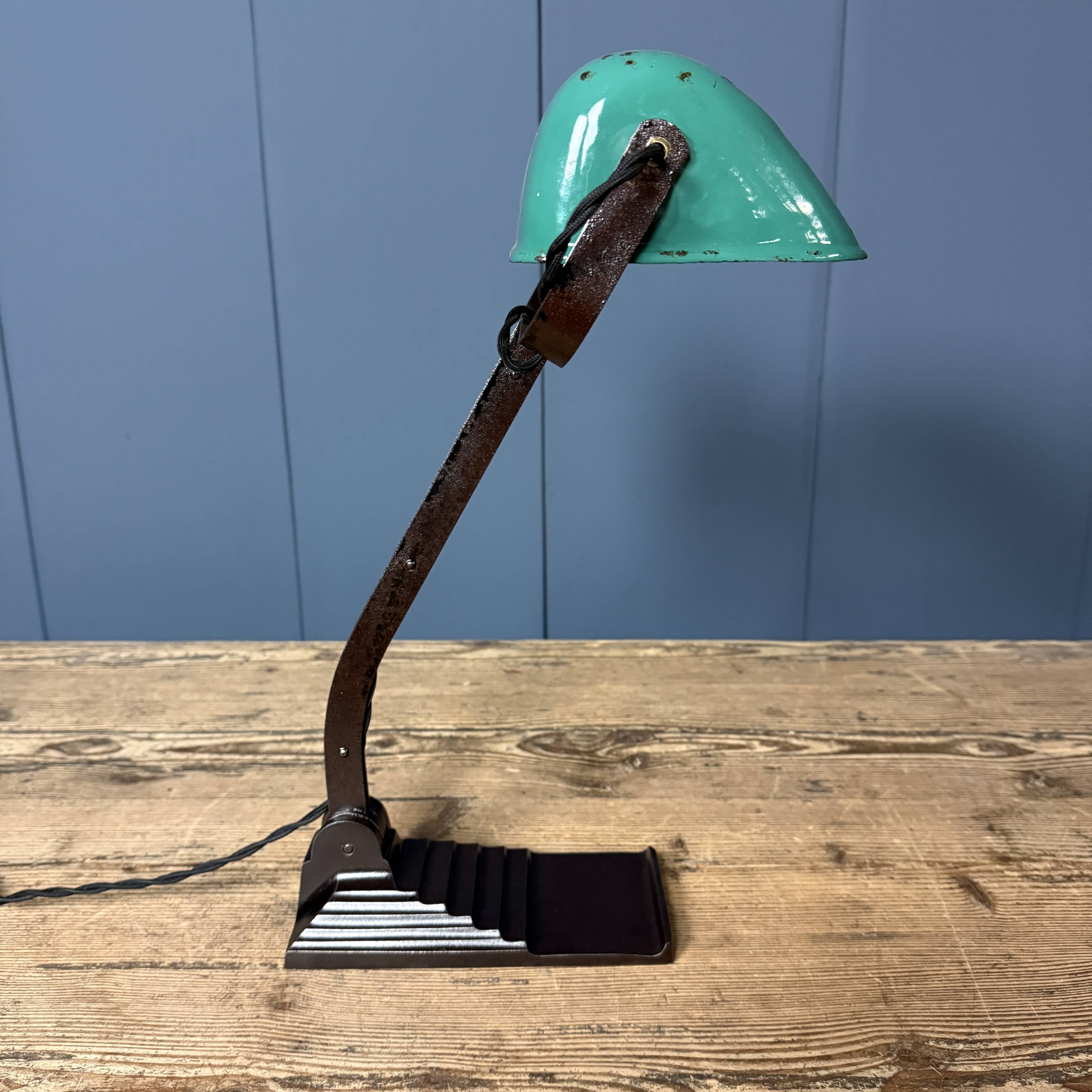Erpé banker’s lamp with a turquoise enamel shade.