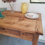 Farm table