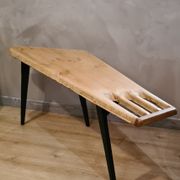 Table basse scadinave en pin massif collé non signé 100x35h 50