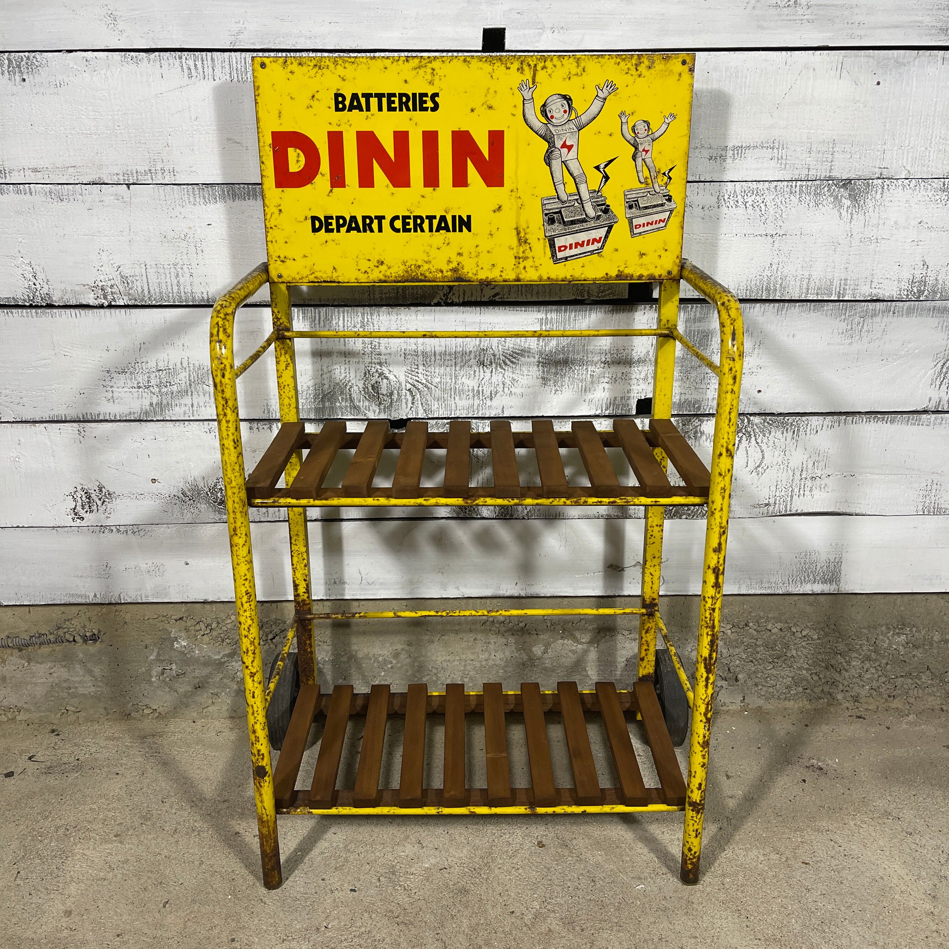 Dinin battery display