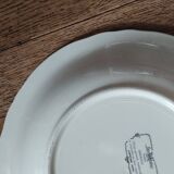 Deep dish, large deep plate