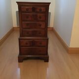Chiffonier