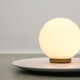 Lampe murale en céramique blanche vintage