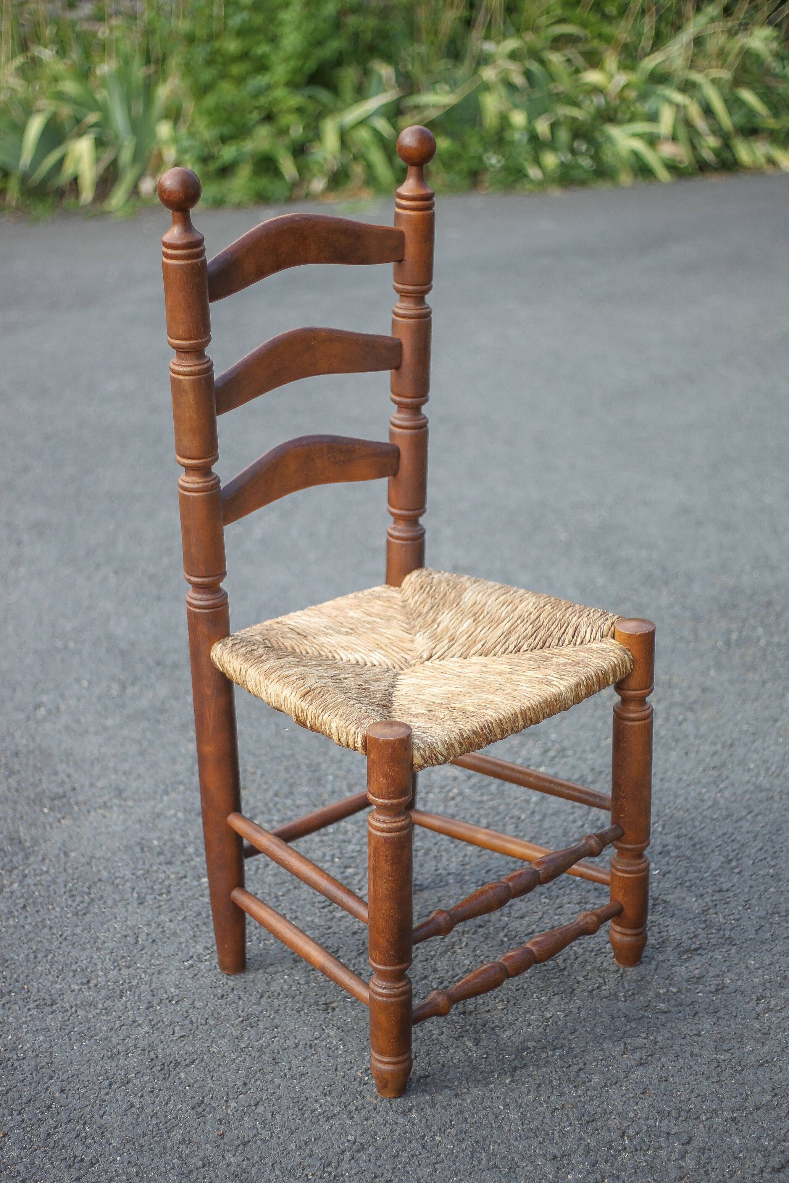 Set of 5 vintage wooden and straw chairs, straw chair, countryside