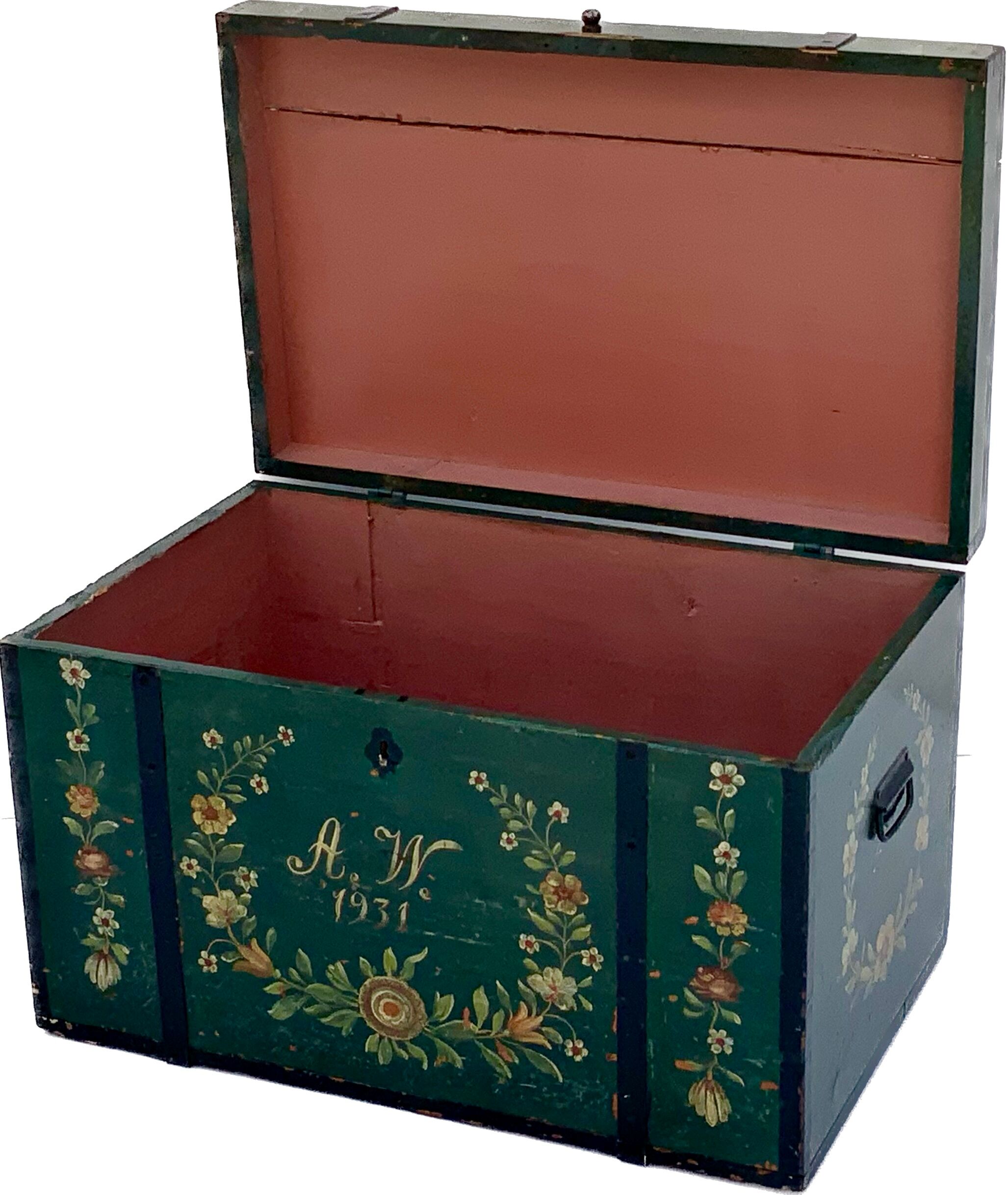 Antique hand painted swedish chest or trunk/ coffee table