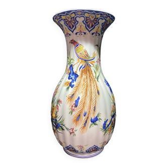 Ceramic vase