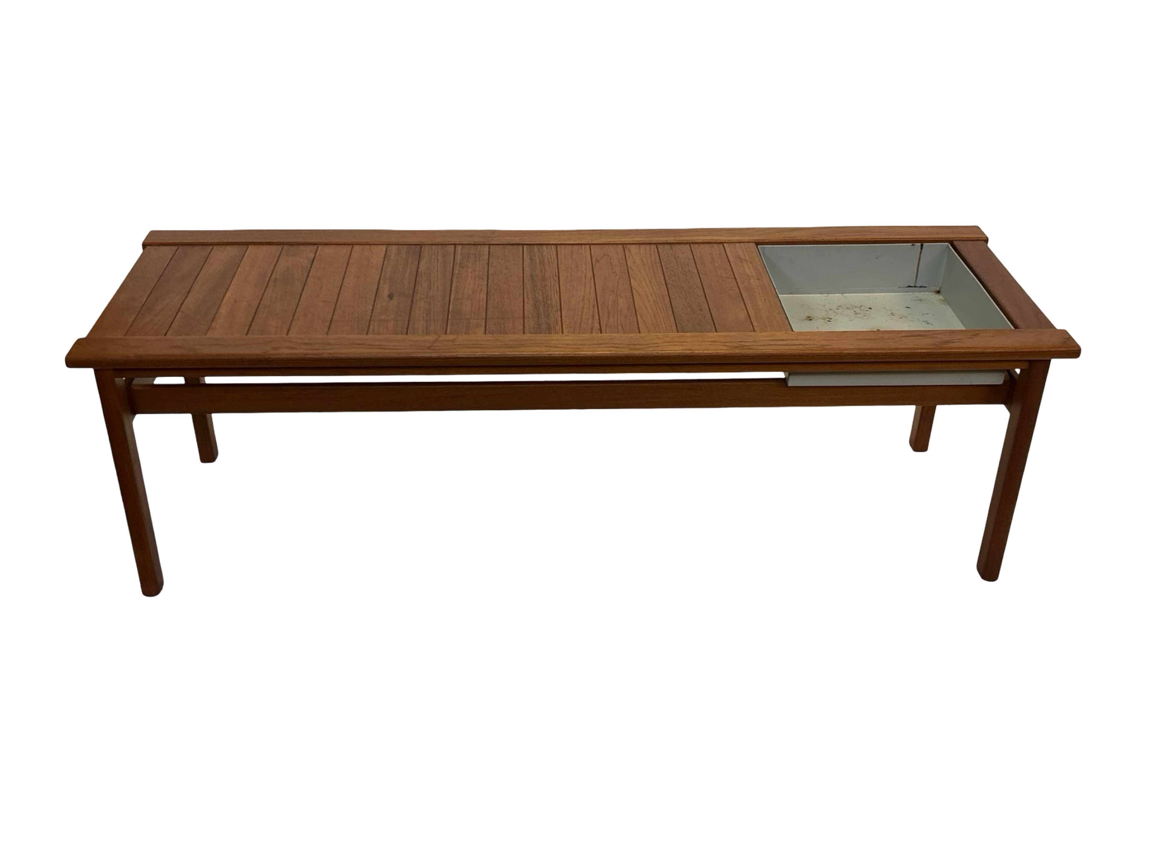 Vintage side table dresser side table plant table 60s