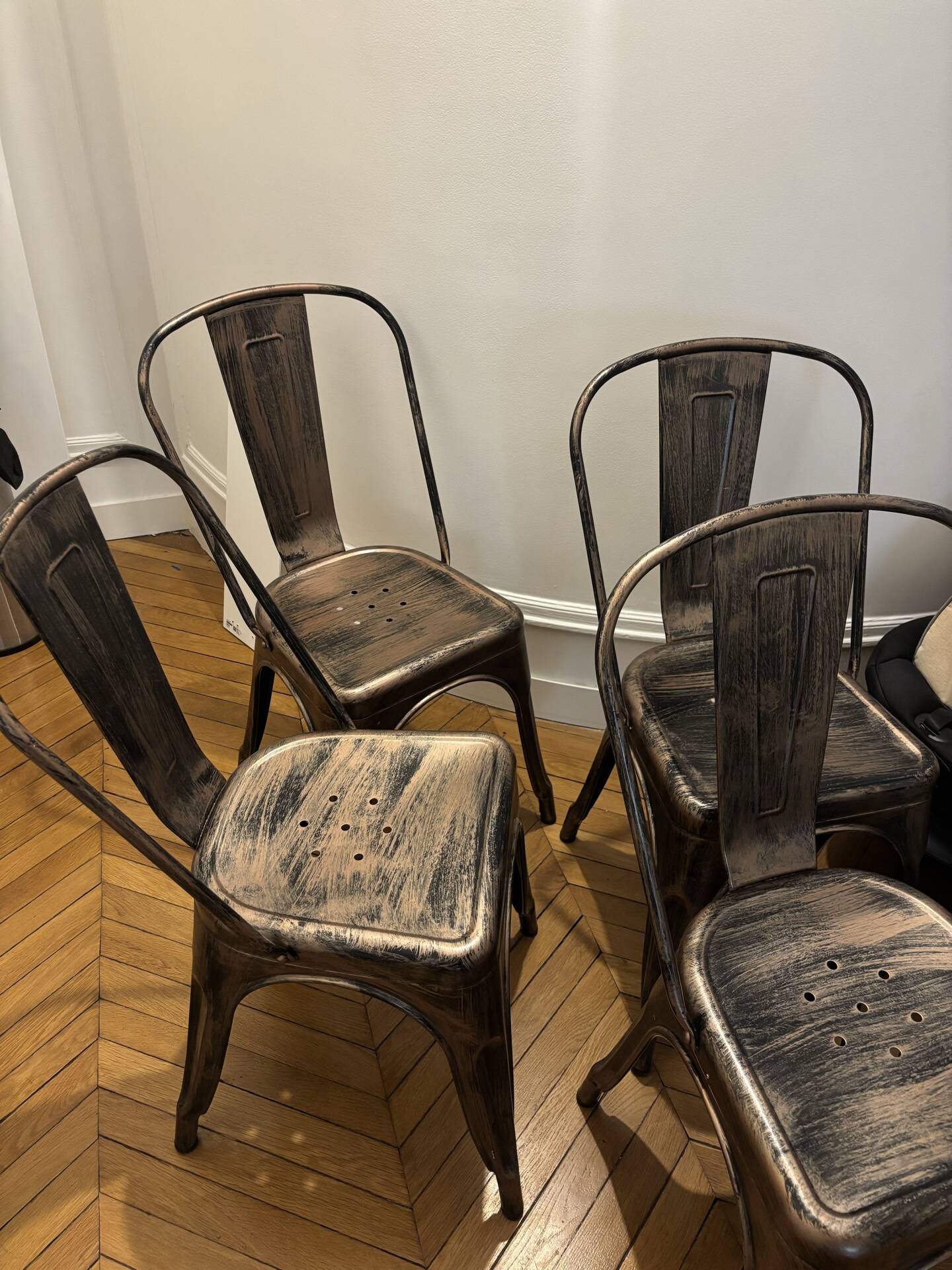 Set of 4 Boston chairs in patinated bronze metal – Westwing ni