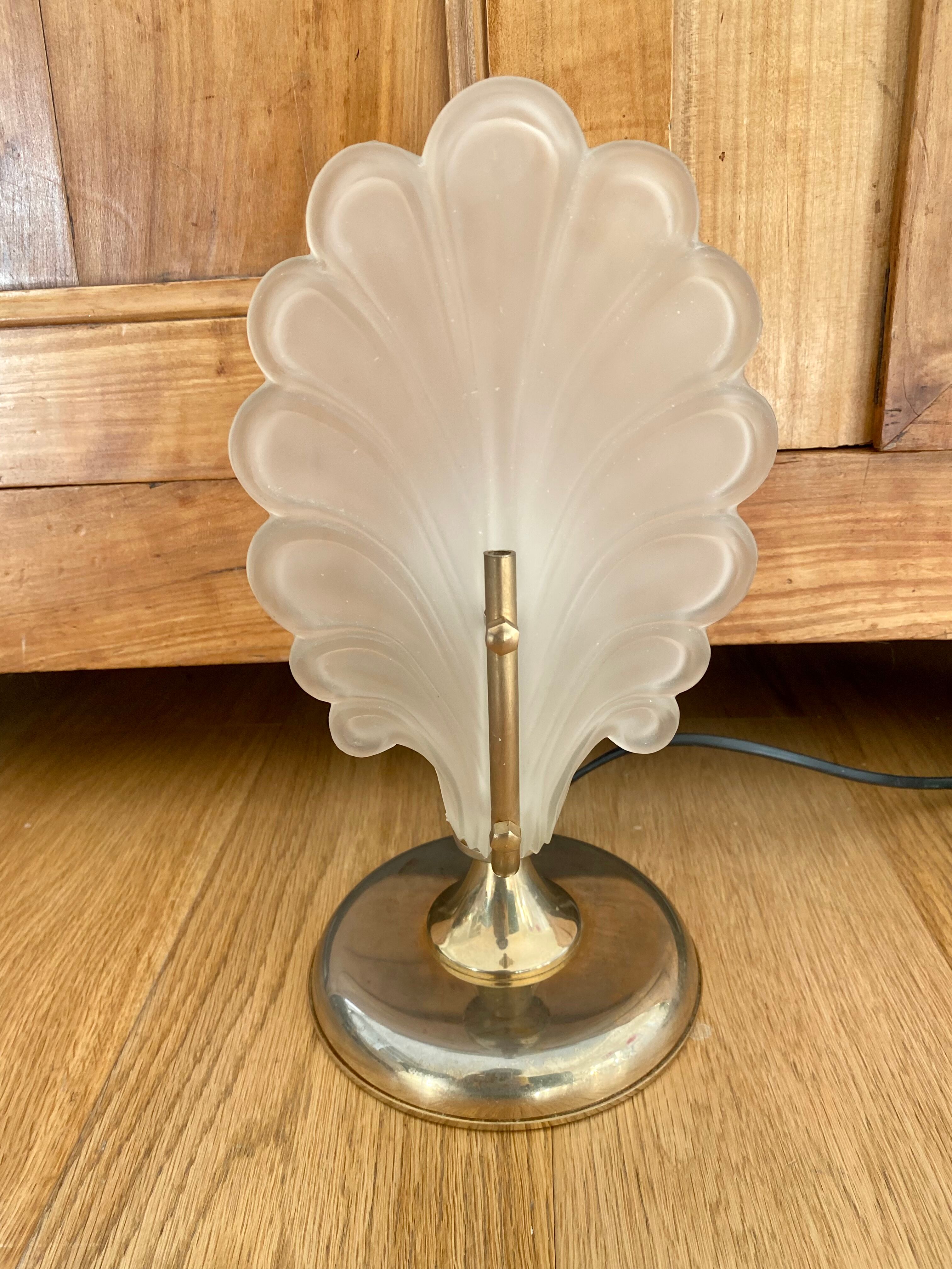 Shell lamp shell frosted glass and art deco brass