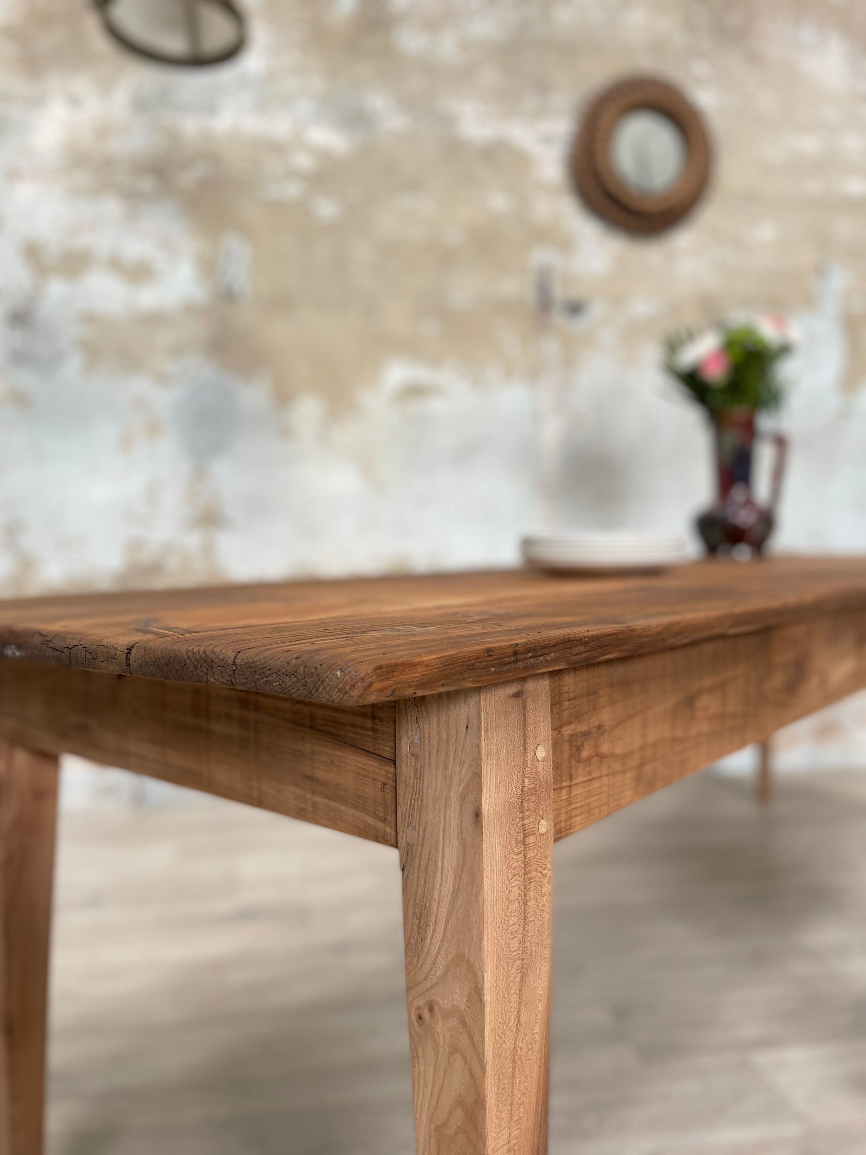 Table de ferme vintage en bois brut