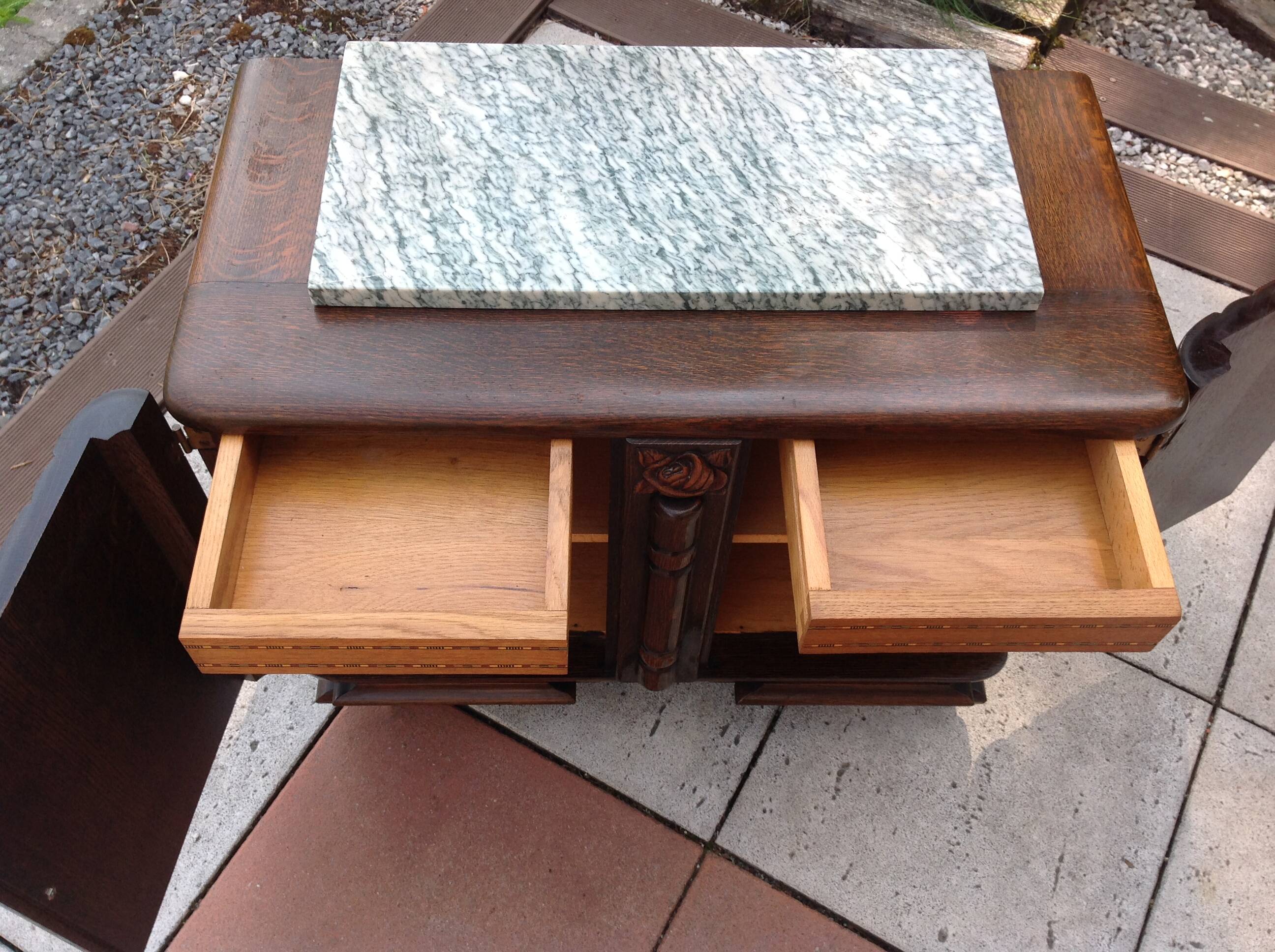 Two-door oak bedside table / 50s/60s