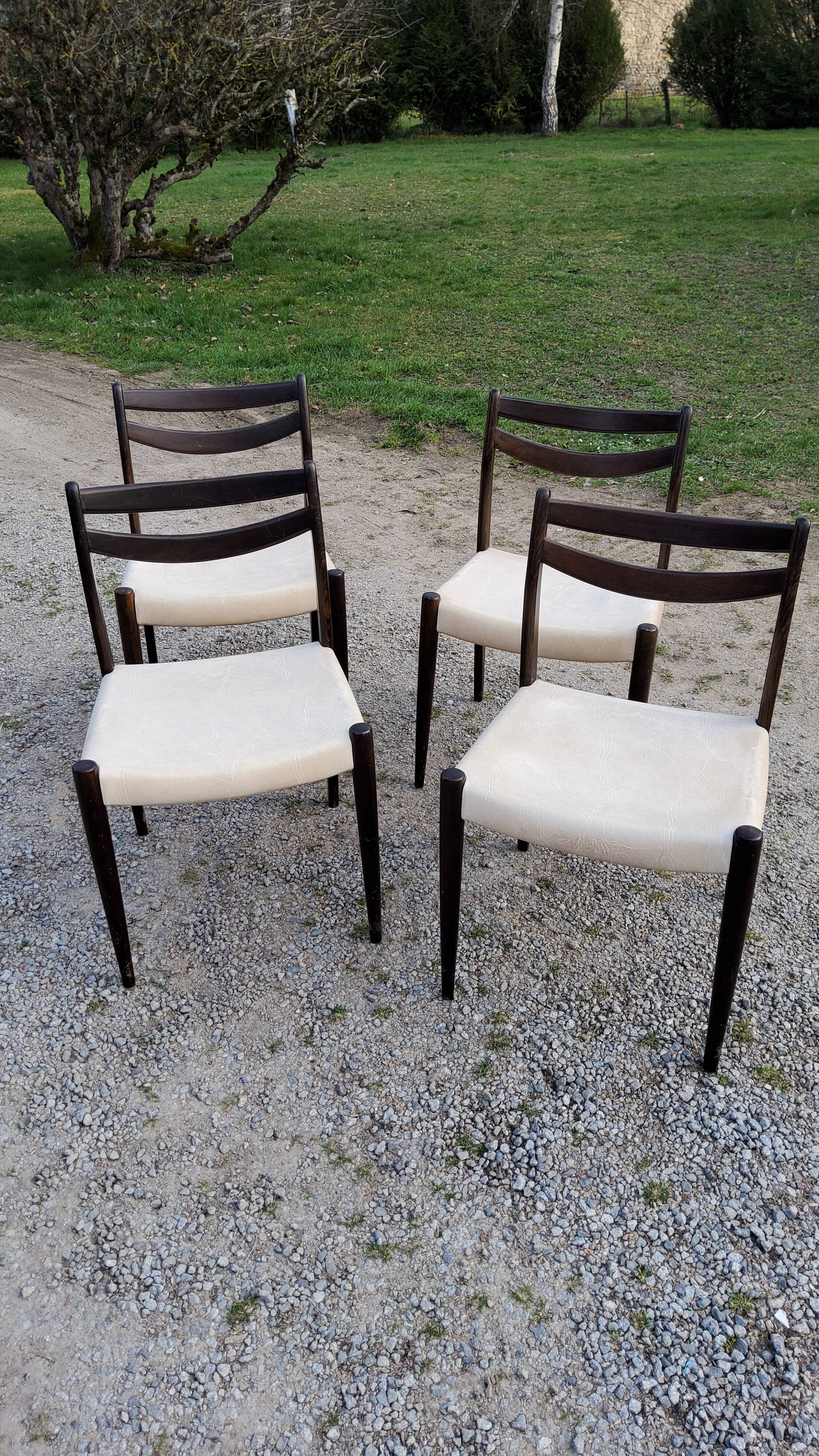 Set of 4 Scandinavian style chairs from the 70s