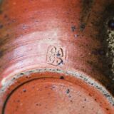 Pot couvert en céramique signé
