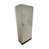 Metal cabinet