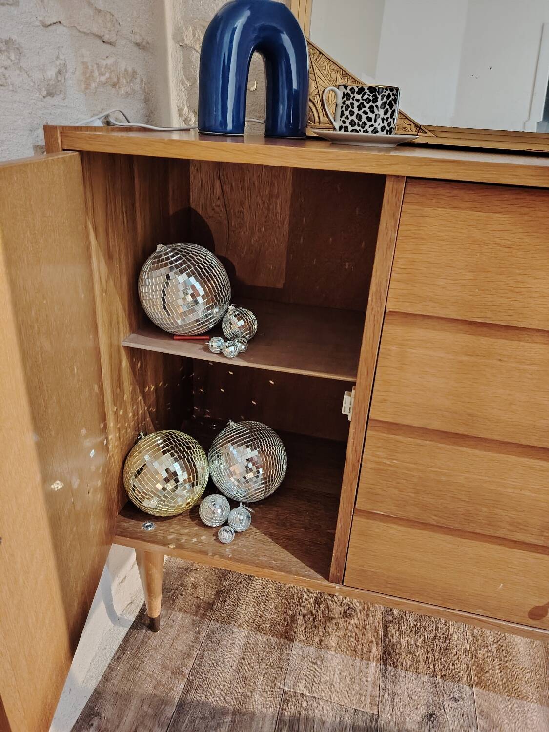 Commode asymétrique 70's