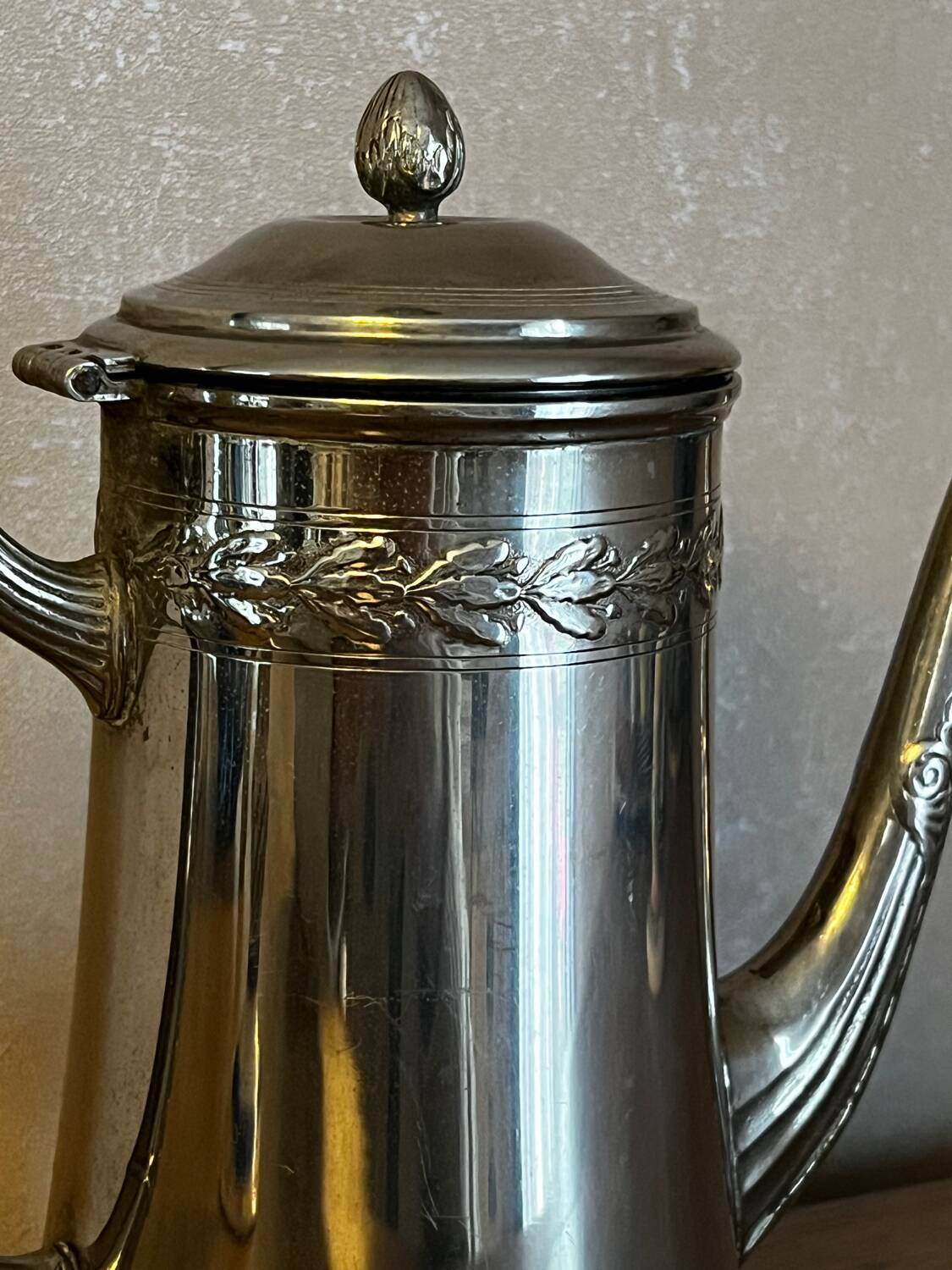Ancienne cafetière à col de cygne en métal argenté – estampillée N.G.