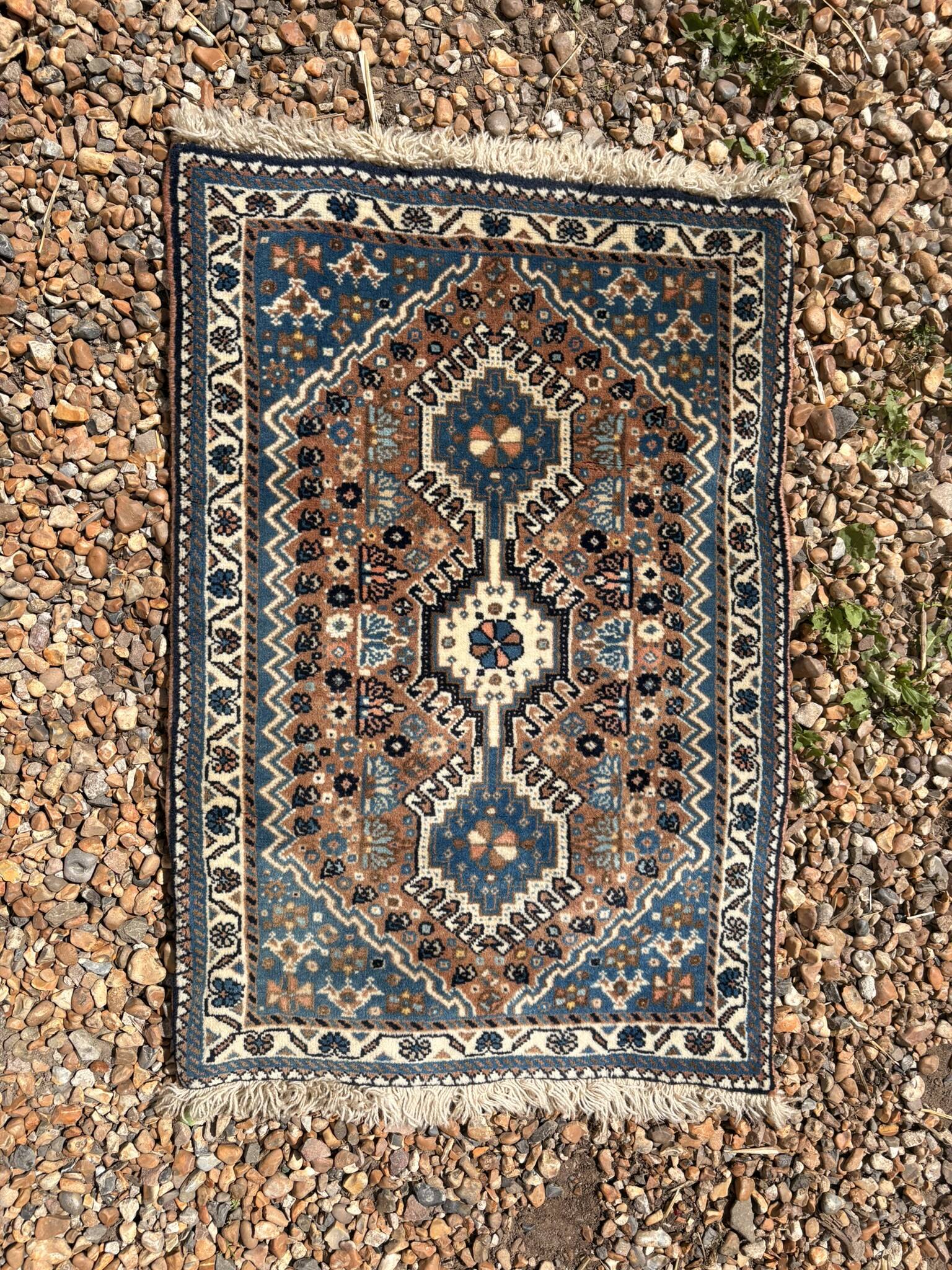 Antique Persian Carpet Chiraz Abadeh Qashqai Ghashga'i Ethnicity 83x53
