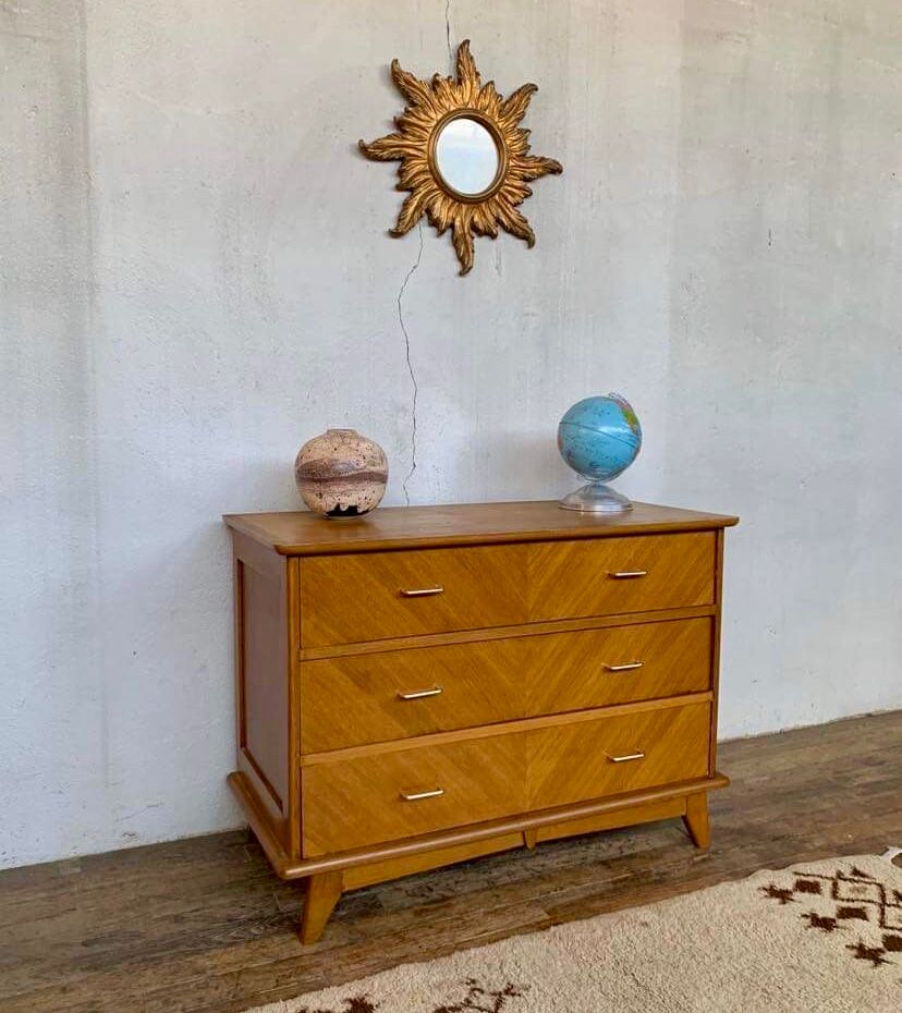 Commode vintage à 3 tiroirs pieds compas en chêne clair