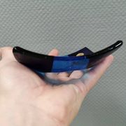 Petit bol/plat en verre de Murano de différentes nuances de bleu.