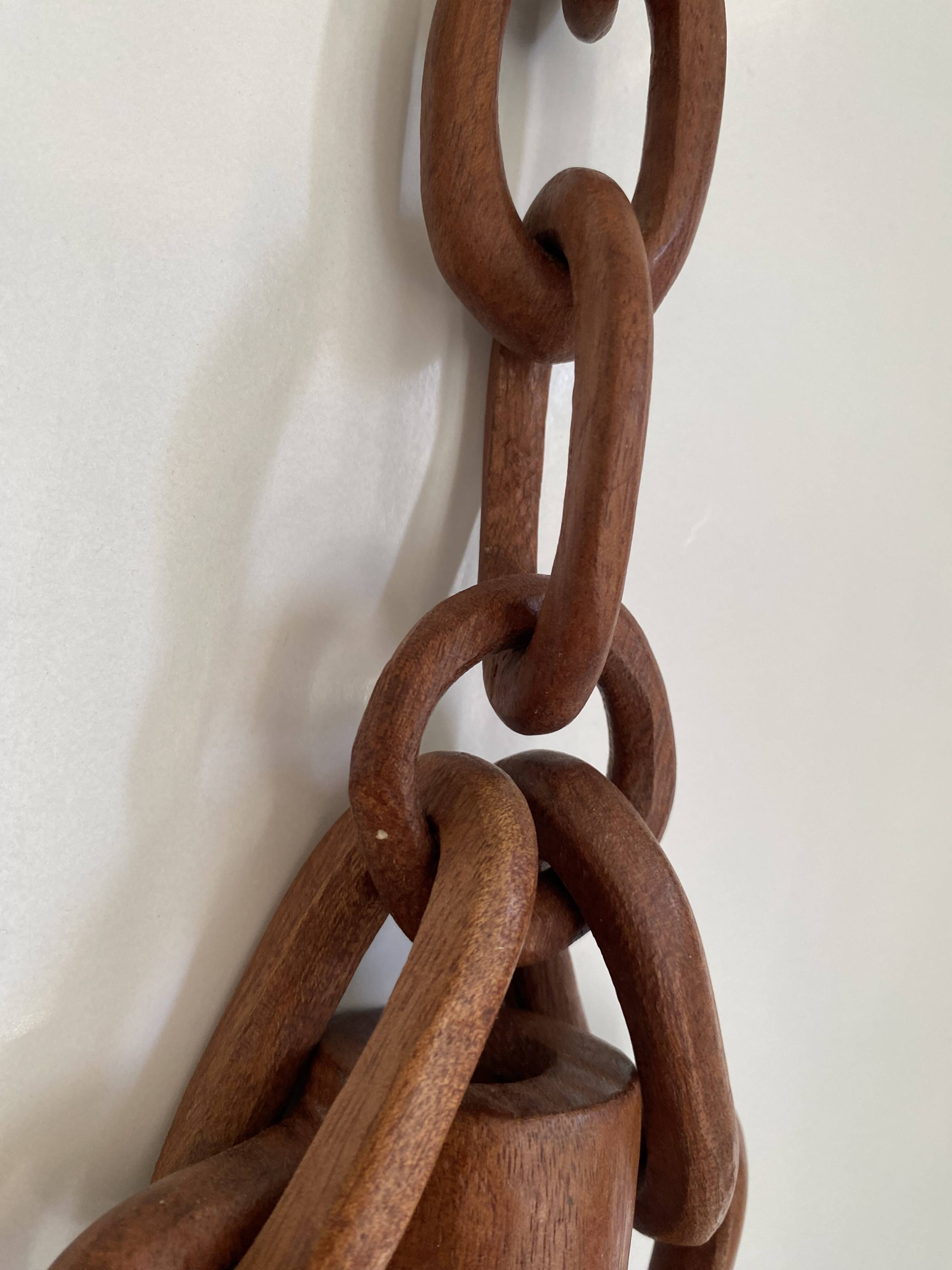 Vase and wooden chain to hang