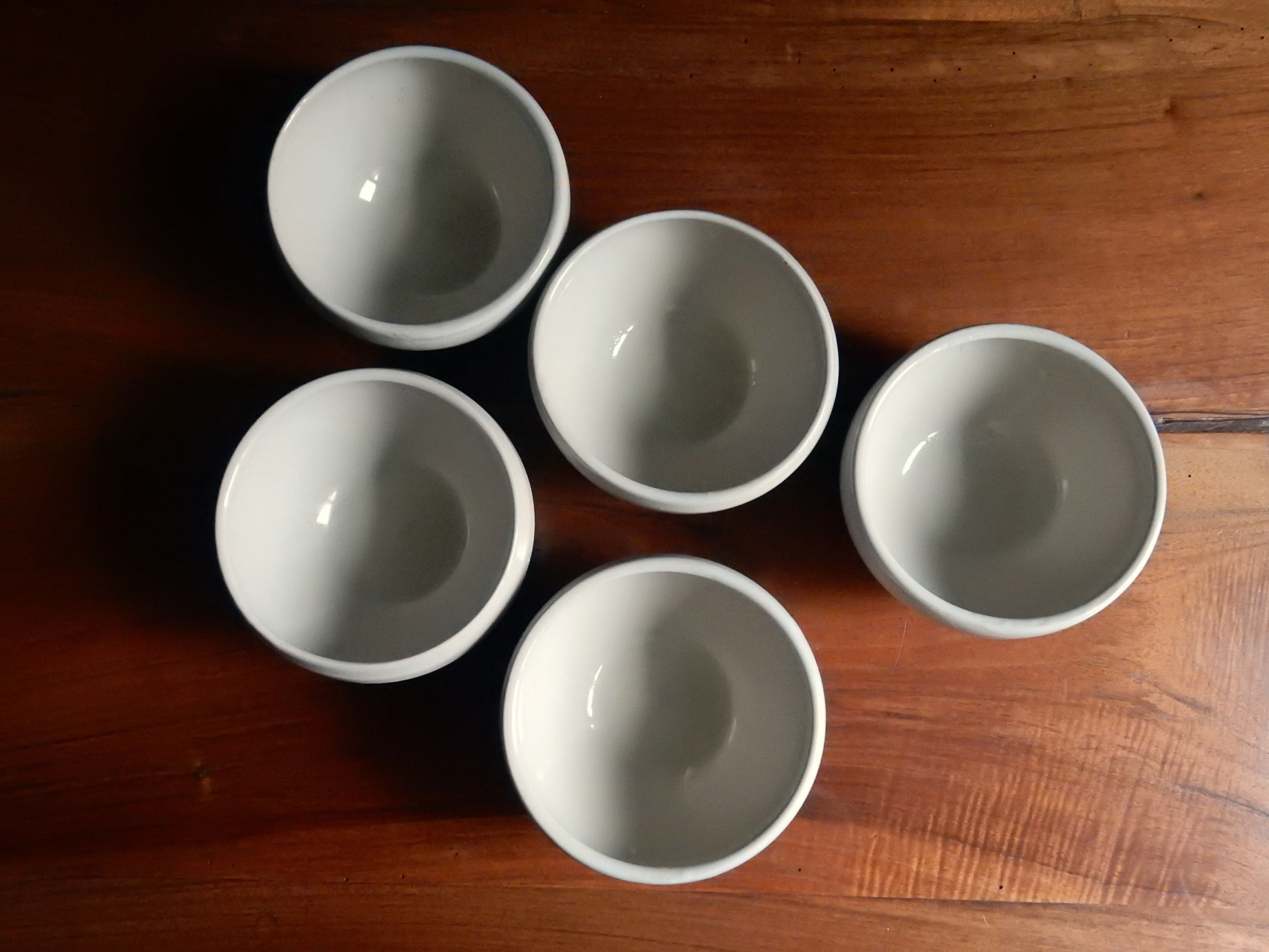 5 stoneware bowls Digoin Sarreguemines grespots