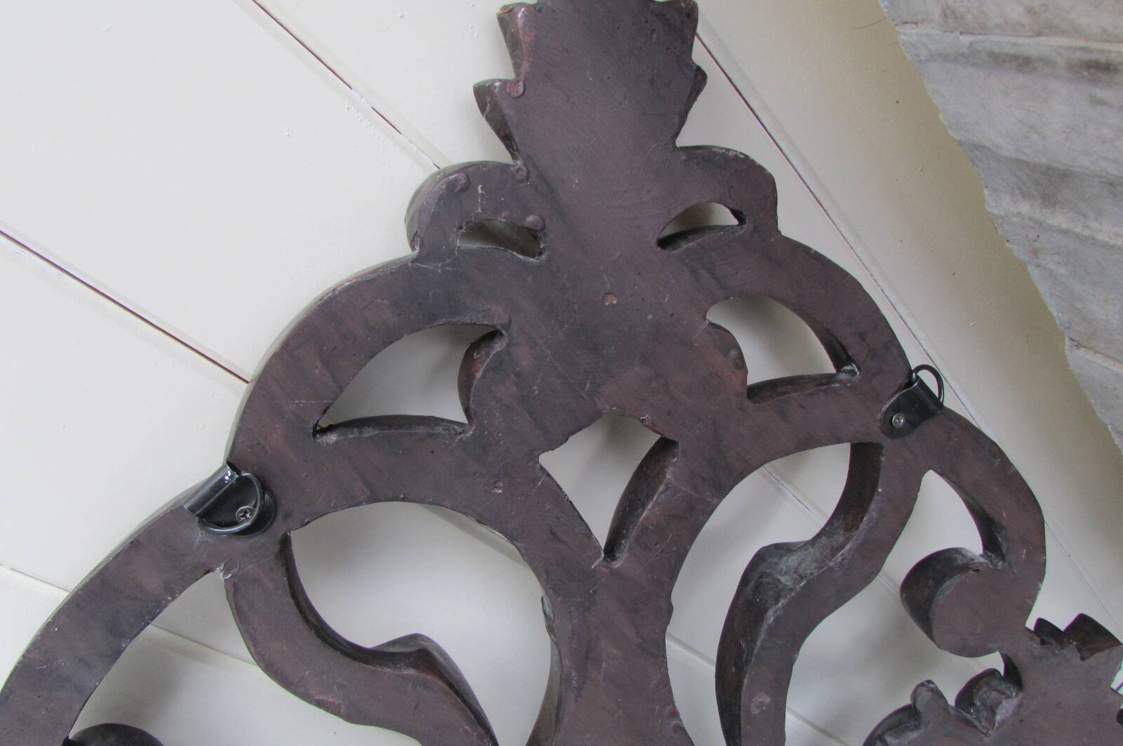 Contemporary mirror, in resin, special for bathrooms