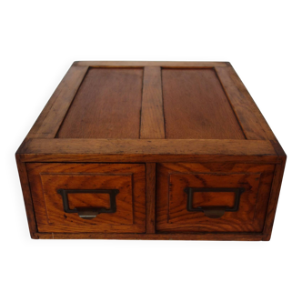 Vintage 2-drawer oak filing cabinet