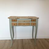 Vintage dressing table "romantic" style