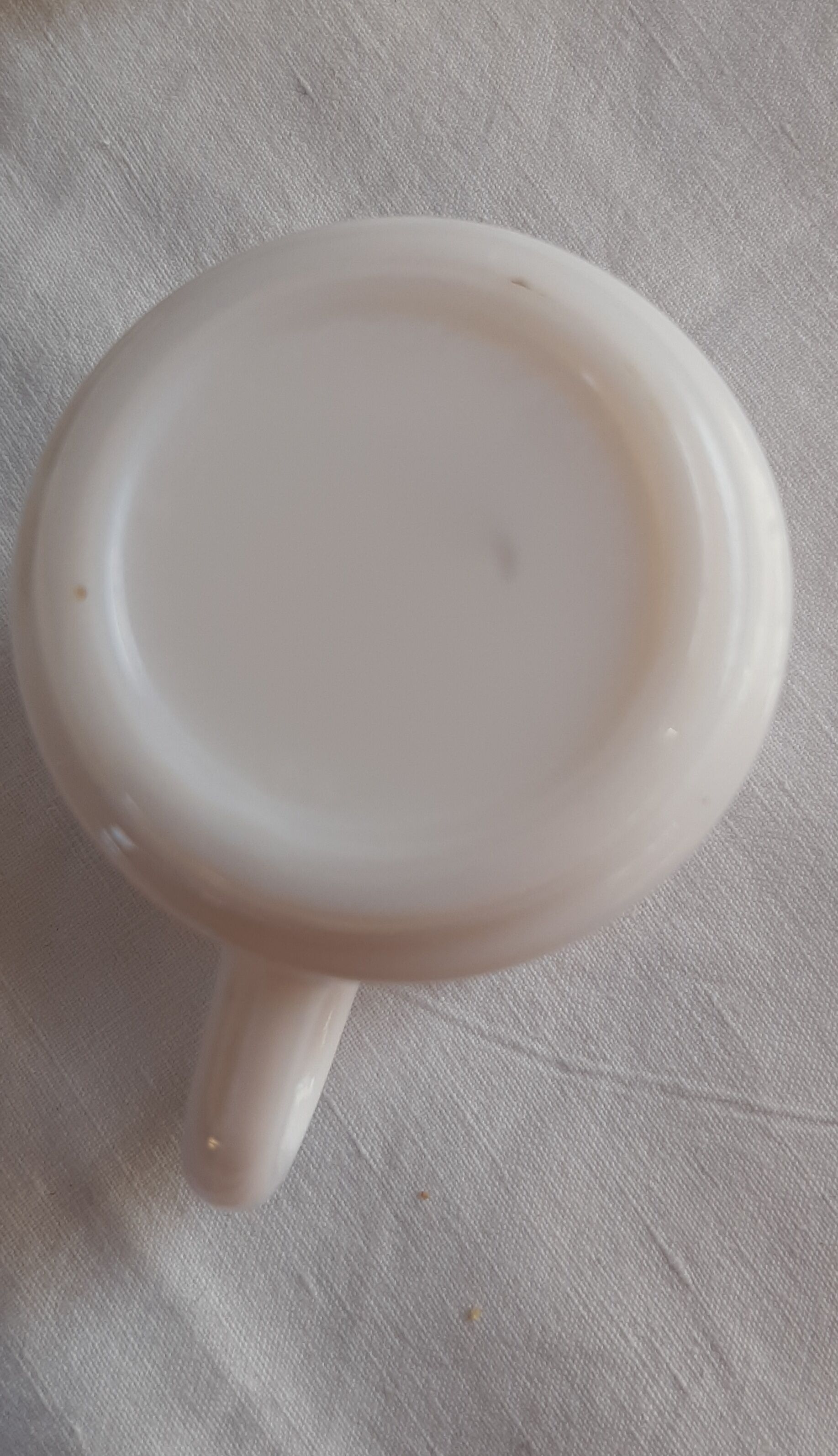 Coffee pot and forget-me-not cups