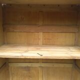 Armoire parisienne