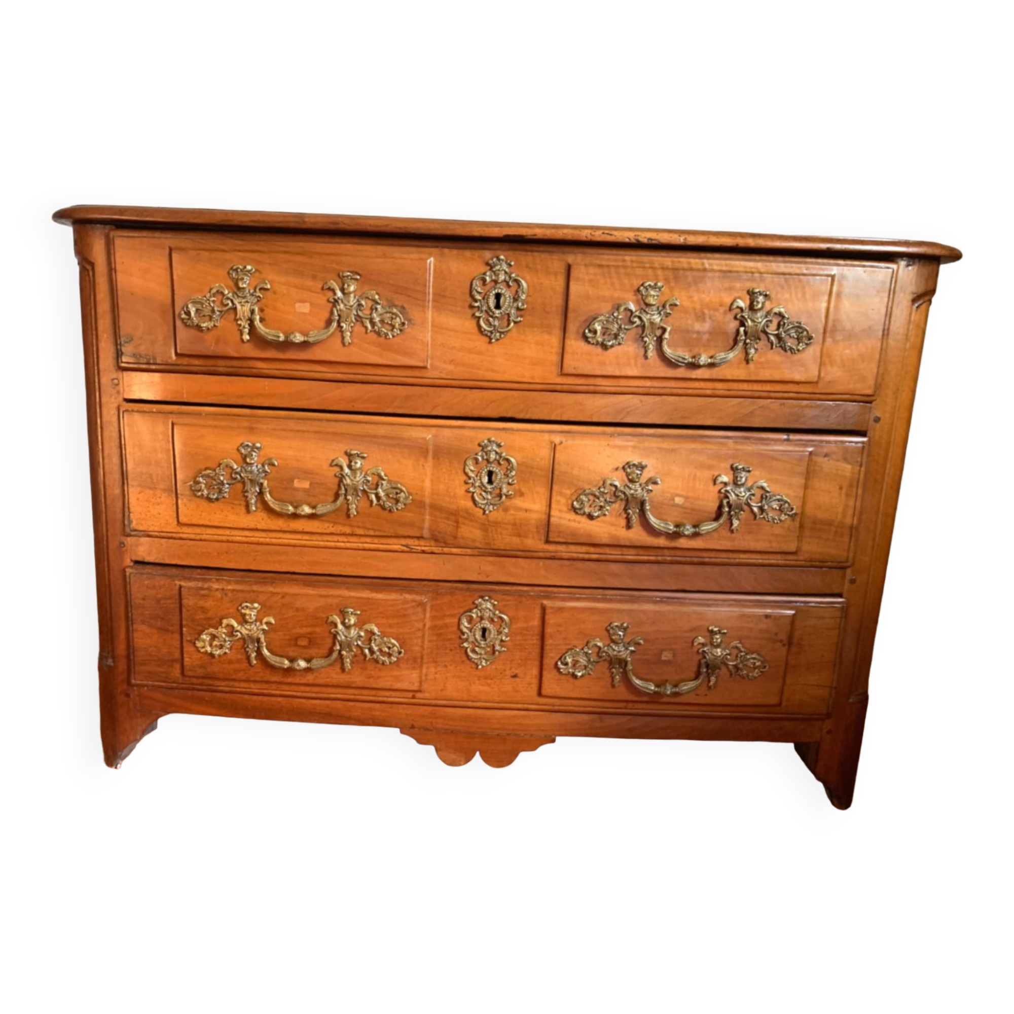 Blond walnut chest of drawers with three drawers. XVIIIth century