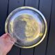 Plat en métal argenté vintage, creux rond à frise de laurier
