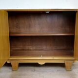 Buffet de coin en bois clair époque Art Déco circa 1930, d'après Jules Leleu