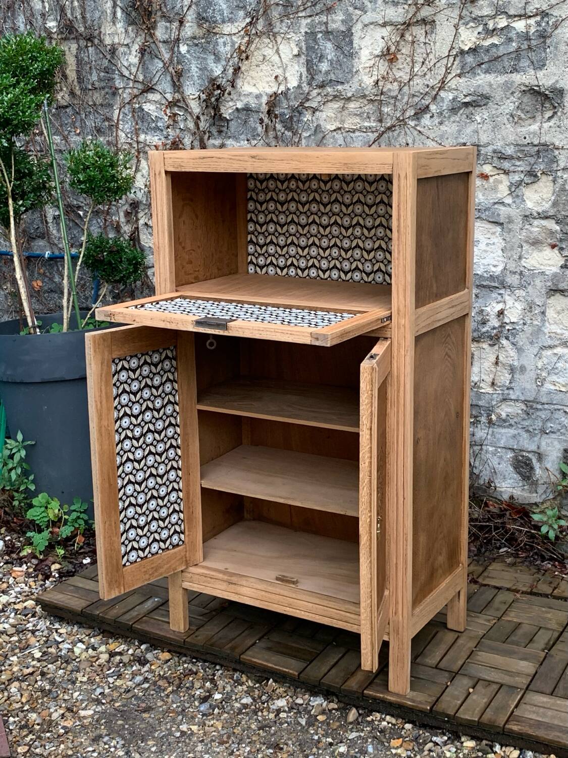 Parisian art deco sideboard in raw oak 1930